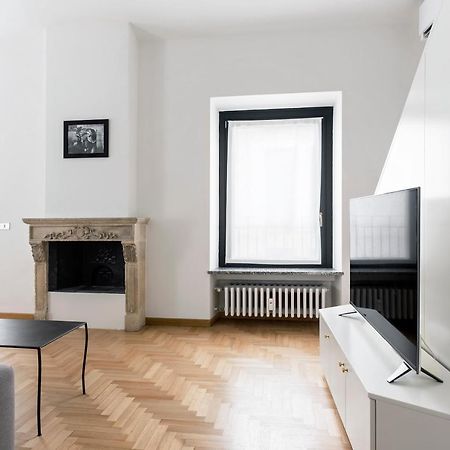 Appartement Living Brera, a unique experience - Vicolo Fiori à Milan Extérieur photo