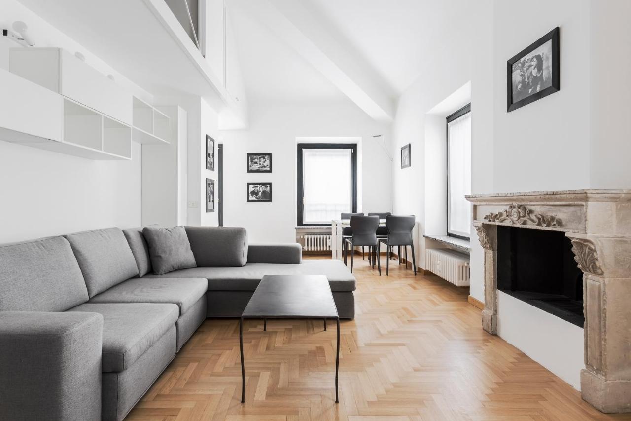 Appartement Living Brera, a unique experience - Vicolo Fiori à Milan Extérieur photo
