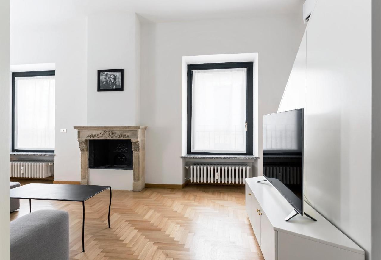 Appartement Living Brera, a unique experience - Vicolo Fiori à Milan Extérieur photo