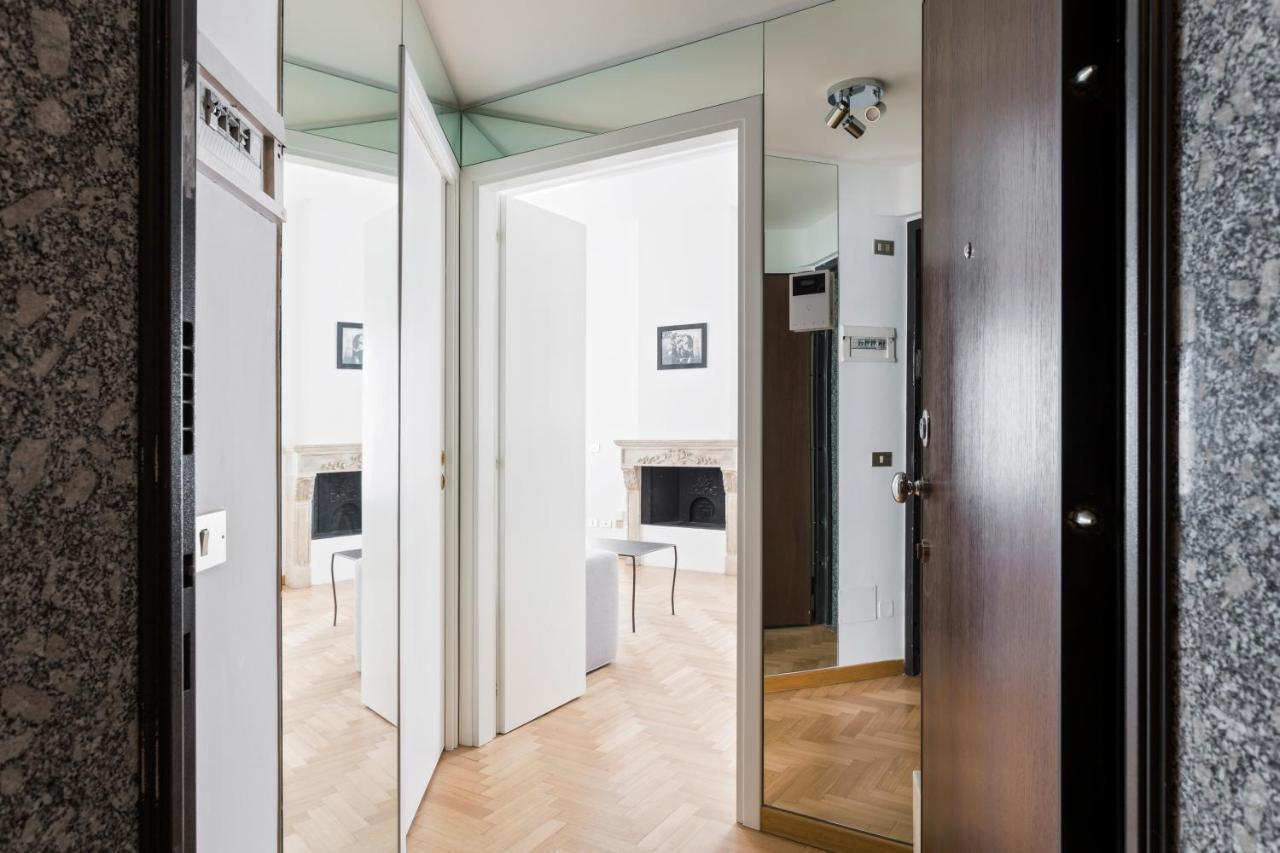 Appartement Living Brera, a unique experience - Vicolo Fiori à Milan Extérieur photo